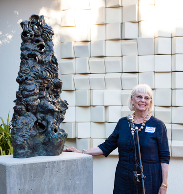 Coeleen Kiebert unveils her sculpture