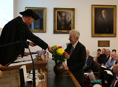 Thompson receiving Darwin-Wallace Medal