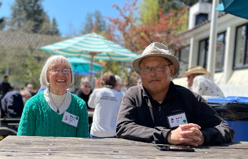 Diane (Pearson) Elliot (Crown '73, biology) and UCSC Foundation Trustee Henry Chu (Crown '