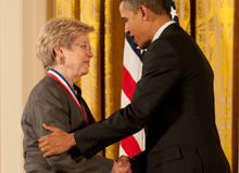 Sandra Faber recieves National Medal of Science