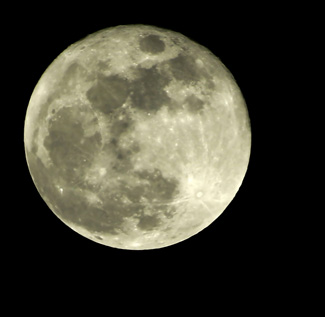 moon-325.jpg