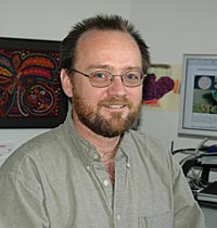 First systematic test finds plant pathogens spread to distant relatives far more readily than thought