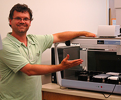 Chemical Screening Center at UCSC will search for new drugs