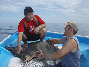 Grad student works with fishermen to save sea turtles and preserve livelihoods