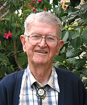 Psychology professor M. Brewster Smith receives 2008 award for professional contributions