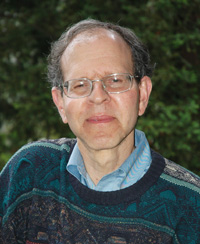 Physicist Michael Dine receives Outstanding Faculty Award