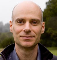 Second annual Arts Dean’s research lecture spotlights media and race