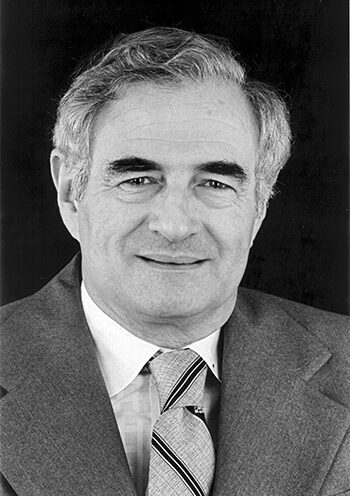 Pioneering biologist Robert L. Sinsheimer dies at age 97