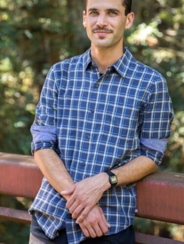 Alumni Profile: Author-naturalist Christian Schwarz crusades on behalf of the planet