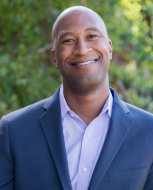 UCSC’s Van Williams discusses diversity in IT at Stanford event