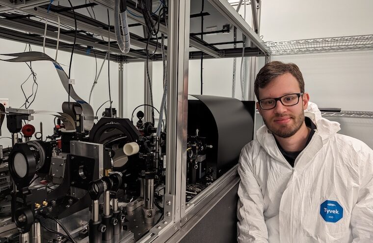 Astronomy postdoc to develop technologies that mold starlight to better detect exoplanets