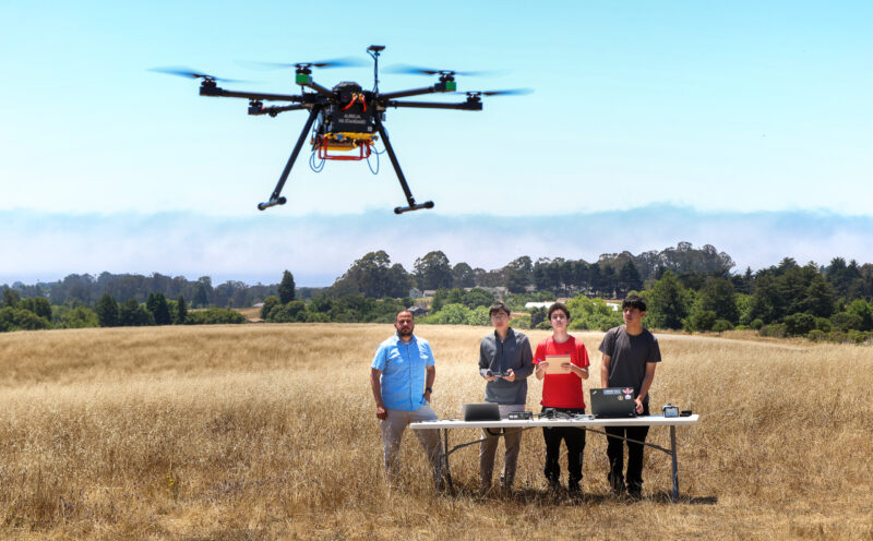 Nuevos sensores de calidad del aire facilitan la toma de decisiones comunitarias en la región del Valle del Pájaro