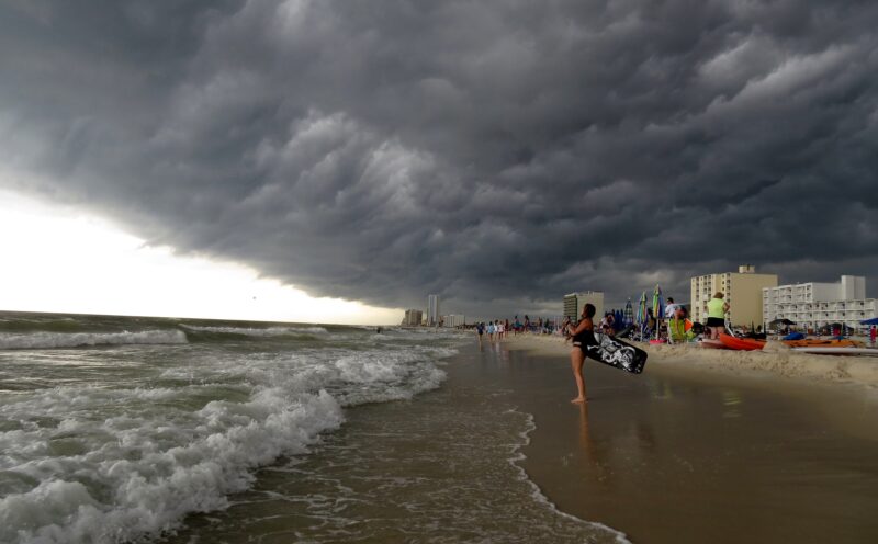 Regional ocean dynamics can be better emulated with AI models