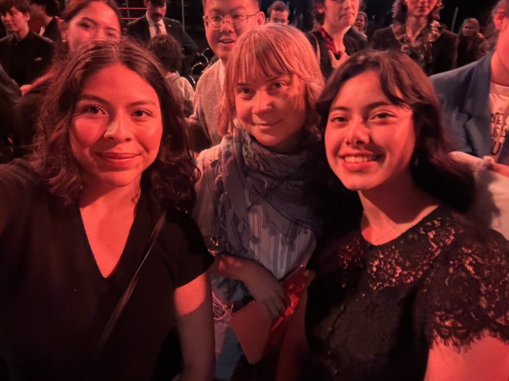Students take a selfie with Greta Thunberg