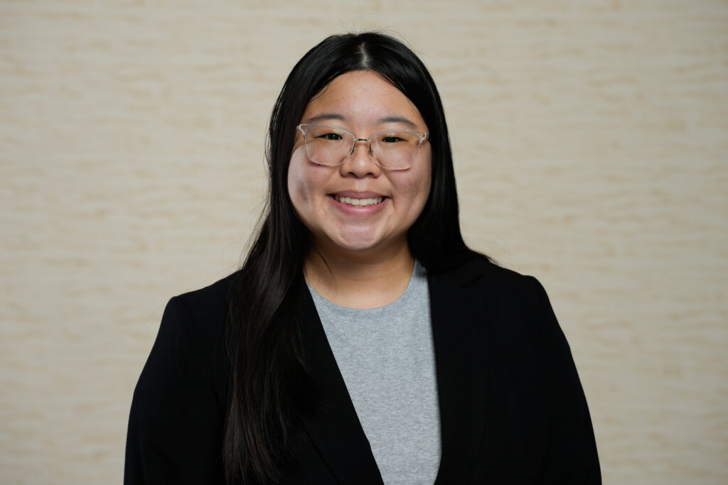 Professional headshot image of Evelyne Gong