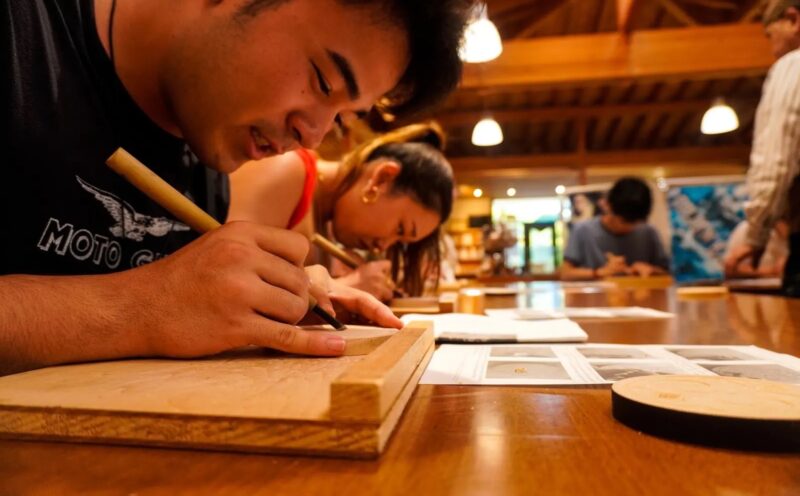 Learning beyond the classroom: ten UC Santa Cruz students immerse themselves in Japanese art and culture